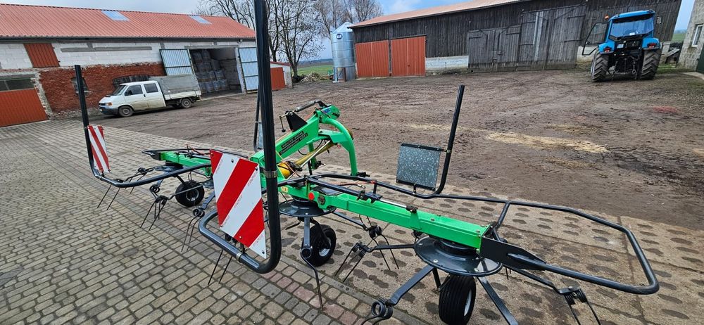 Przetrząsarka DEUTZ-FAHR CondiMaster 5221 *2015rok *(Kuhn,Pottinger)