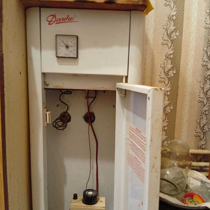 ПРОДАЮ 1-кім.Кв 30м2 Кух.9м2 Автоном.Отопл.Нов.ГазКОТЕЛ. М/П Окна. ЦЕНТР/Ринок.Поліклініка