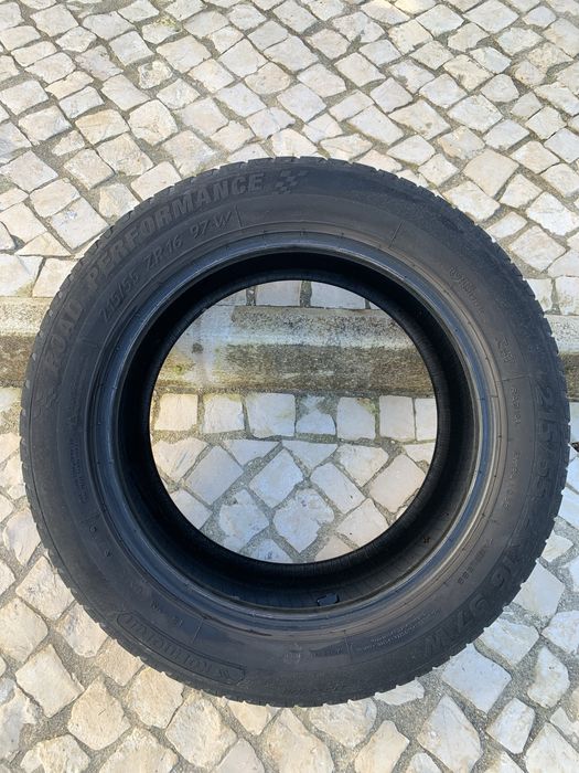 Pneu 215/55 R16 Kormoran USADO