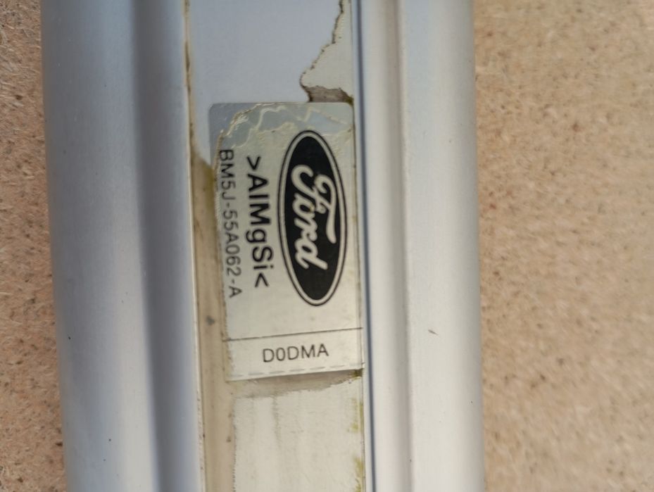 Oryginalne belki dachowe bagażnik Ford Focus MK3 kombi BM5J-55A062-A