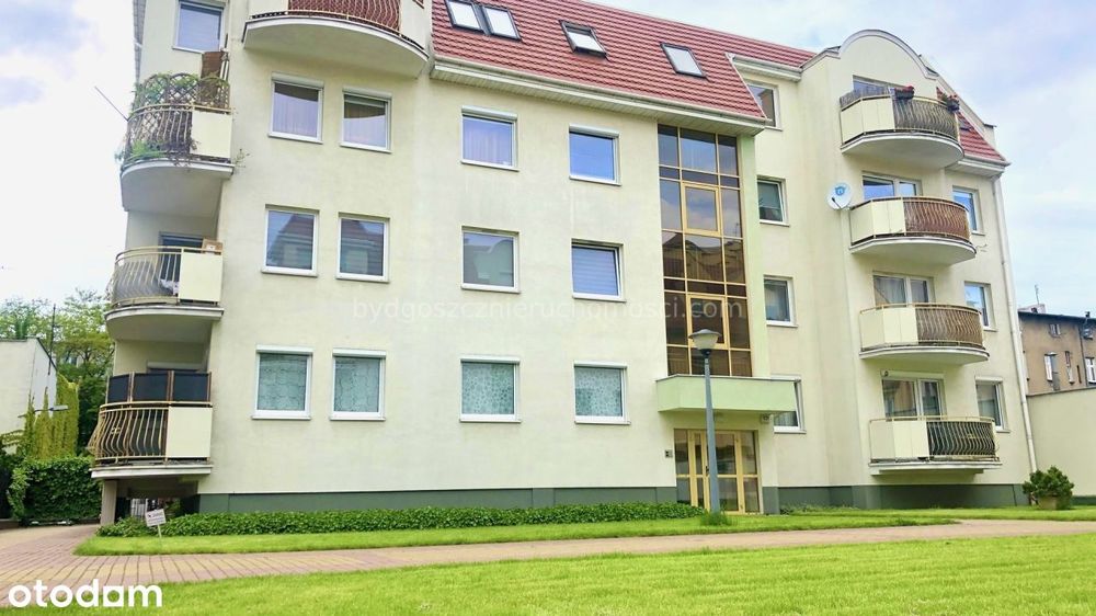 Przestronne 2-pokojowe mieszkanie z balkonem w ścisłym Centrum