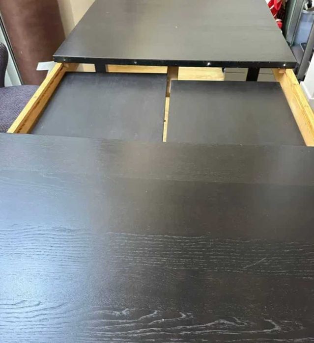 Mesa extensível + 6 cadeiras IKEA em bom estado