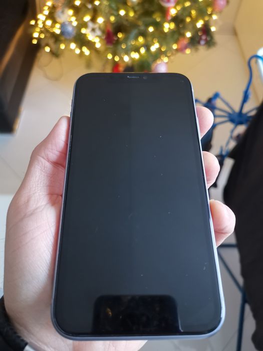 Telefon Apple iPhone 11