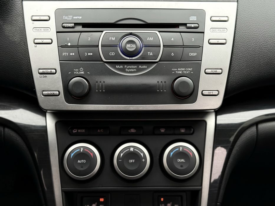 Mazda 6 Идеальное состояние! Автомат!