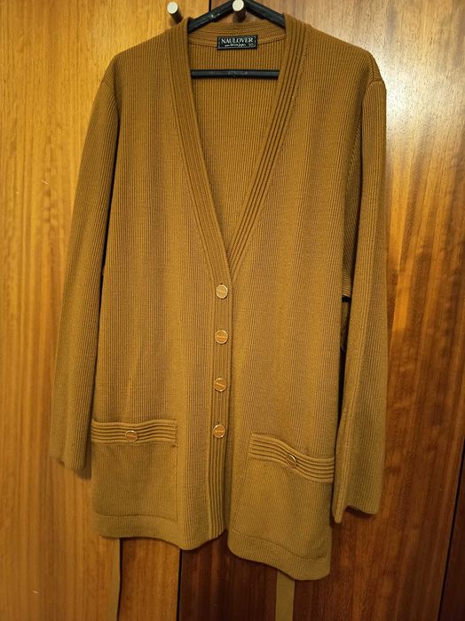 Casaco de malha Naulover - em ótimo estado
