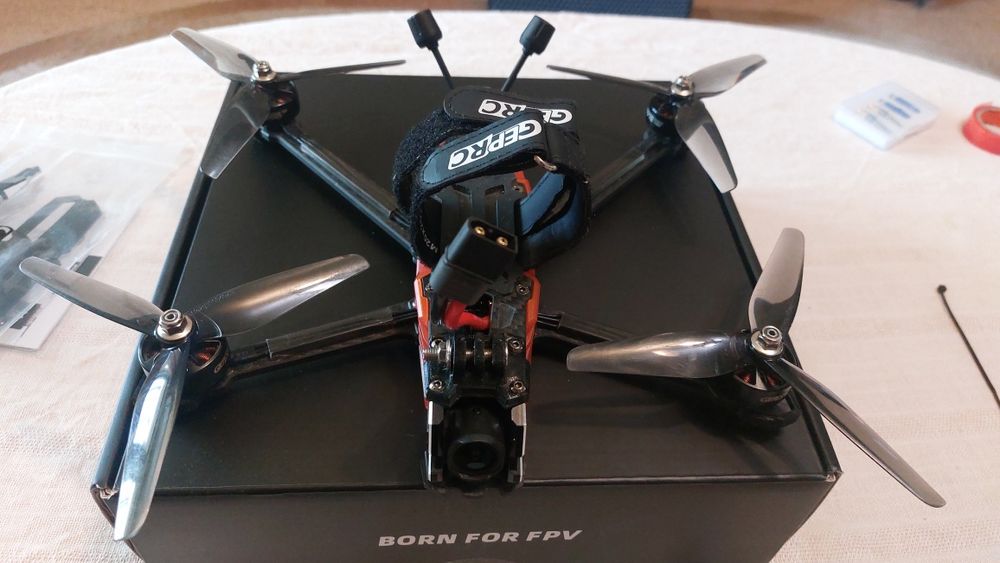 Fpv geprc vapor d6 dji o4pro erls 2.4 lipo- lion