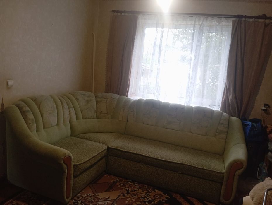 Продам диван уголок