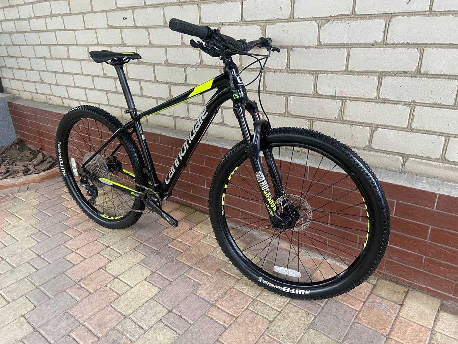Топовий велосипед Cannondale каннондеил  Trail Two 27,5 RockShox Judy