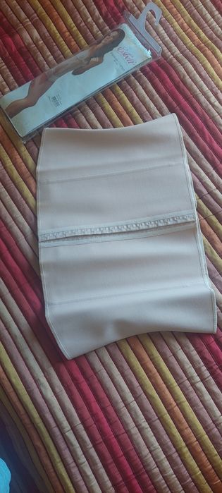 Cinta / colete Modelador Beje. A Nova a estrear. 3XL