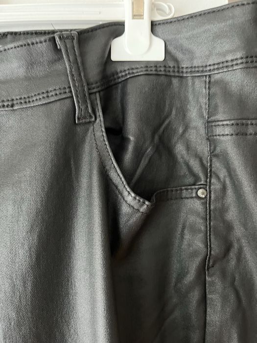 Spodnie legginsy damskie