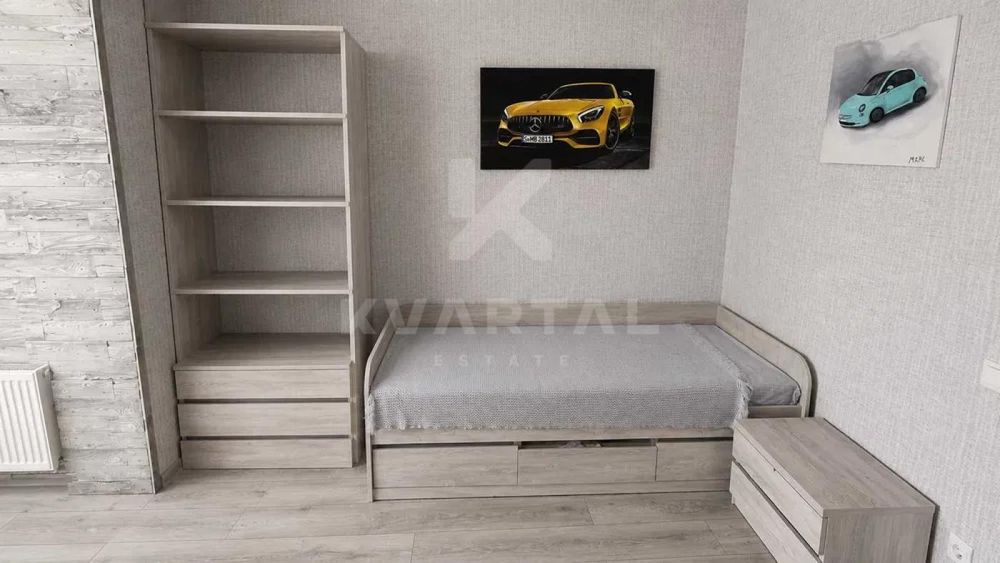 Продам 2-к. квартиру з  кухнею 32 м2 в ЖК Континент!