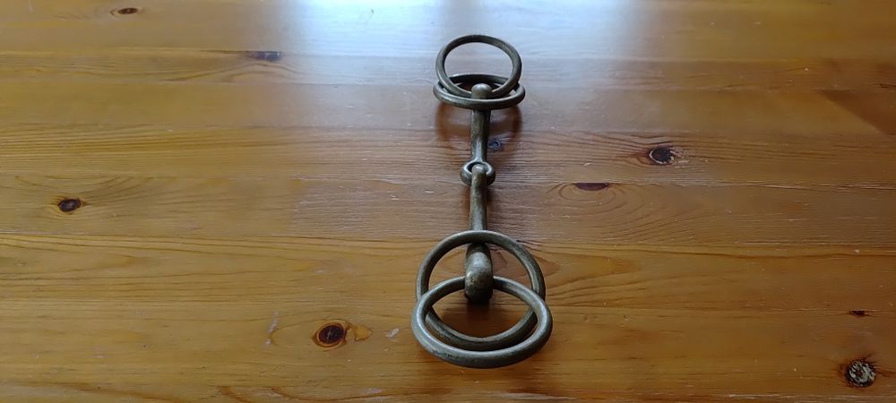 Wędzidło Końskie, Mosiądz