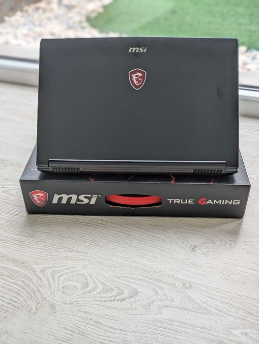 Portátil  MSI GL62 15.6" i7, 8 Gb RAM SSD + HDD 1 Tb GTX 1060