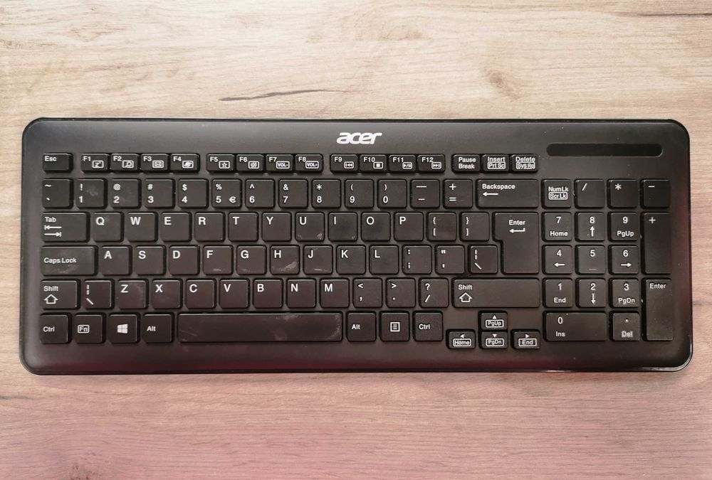 Komputer ACER aspire C22-865