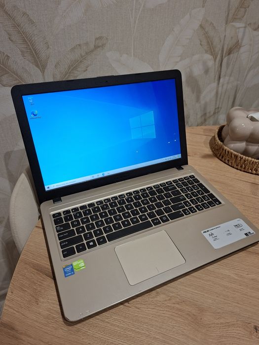 Laptop Asus A540L / Intel core i3-4005U / Dysk SSD