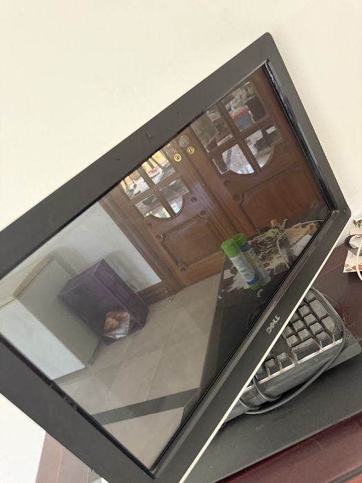 Monitor dell muito bom