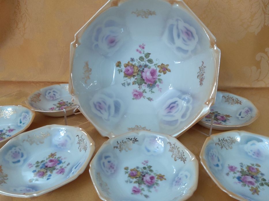 Conjunto para SOBREMESAS Vista Alegre anos 60