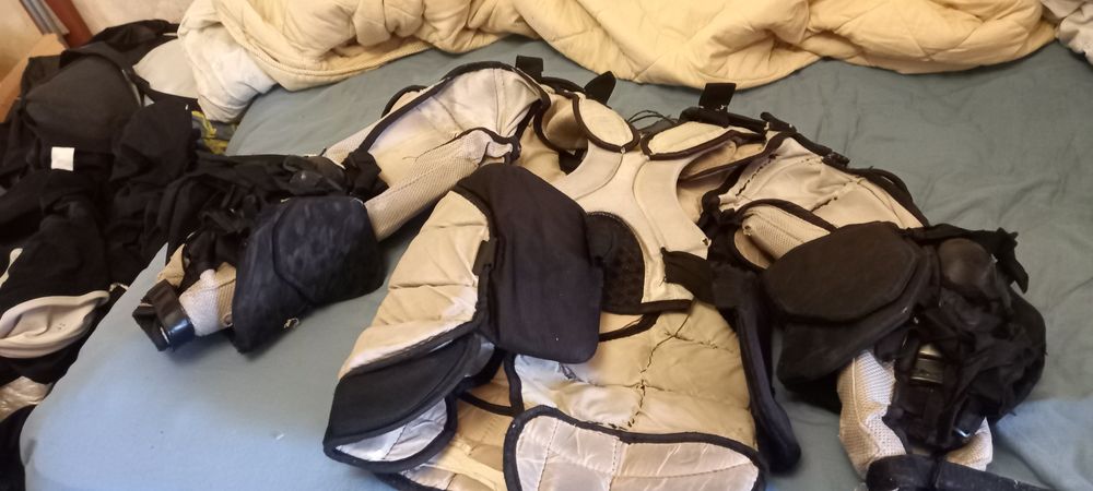 Трусы и нагрудник