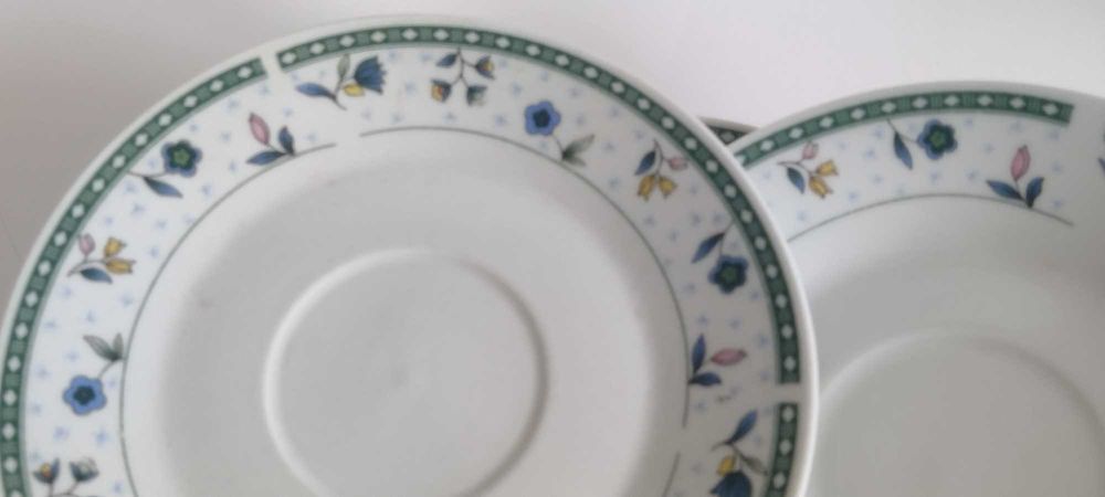 PRL- Spodki pod Filiżanki Porcelana chińska - kpl 5 szt