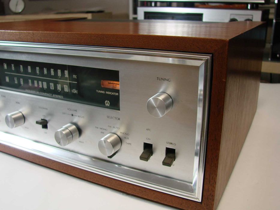 Amplituner lampowy Pioneer C-300