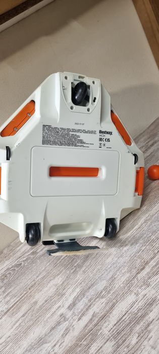 Aspirador de piscina