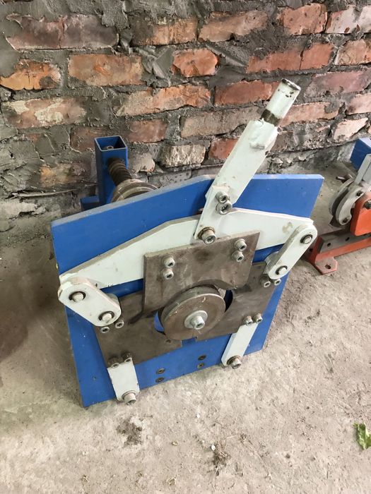 Обладнання для водостічних систем