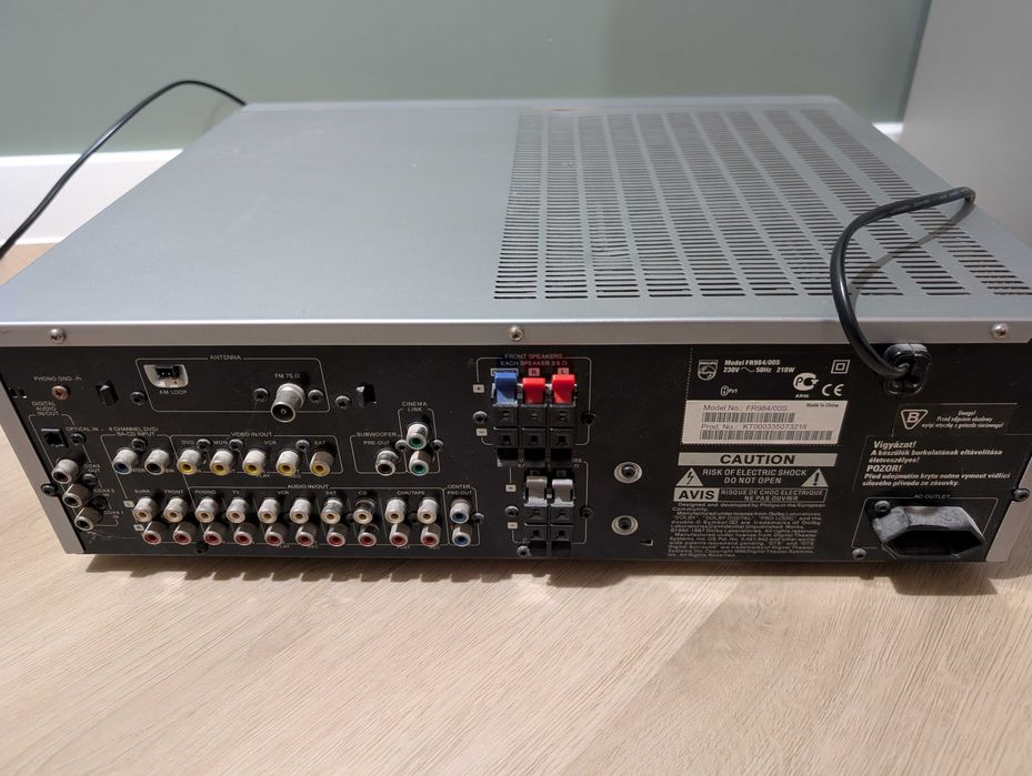 Zestaw nagłośnienia amplituner philips, subwoofer, głośniki skytronic.