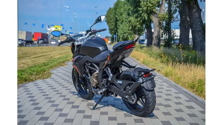 Мотоцикл LONCIN LX300-6 CR6