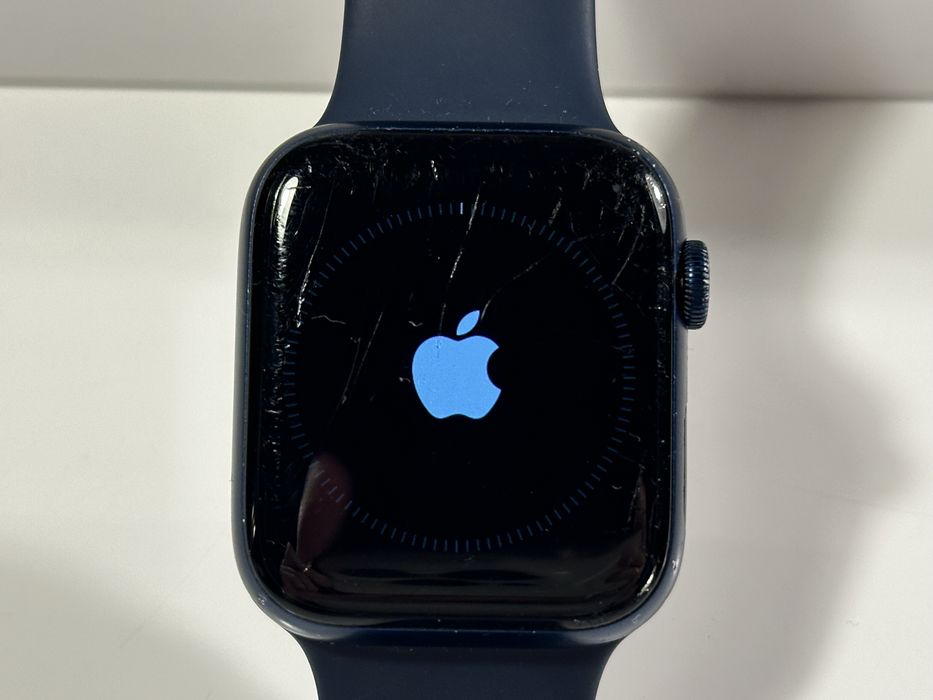 Apple Watch Series 6 44 mm GPS + Cellular – granatowy
