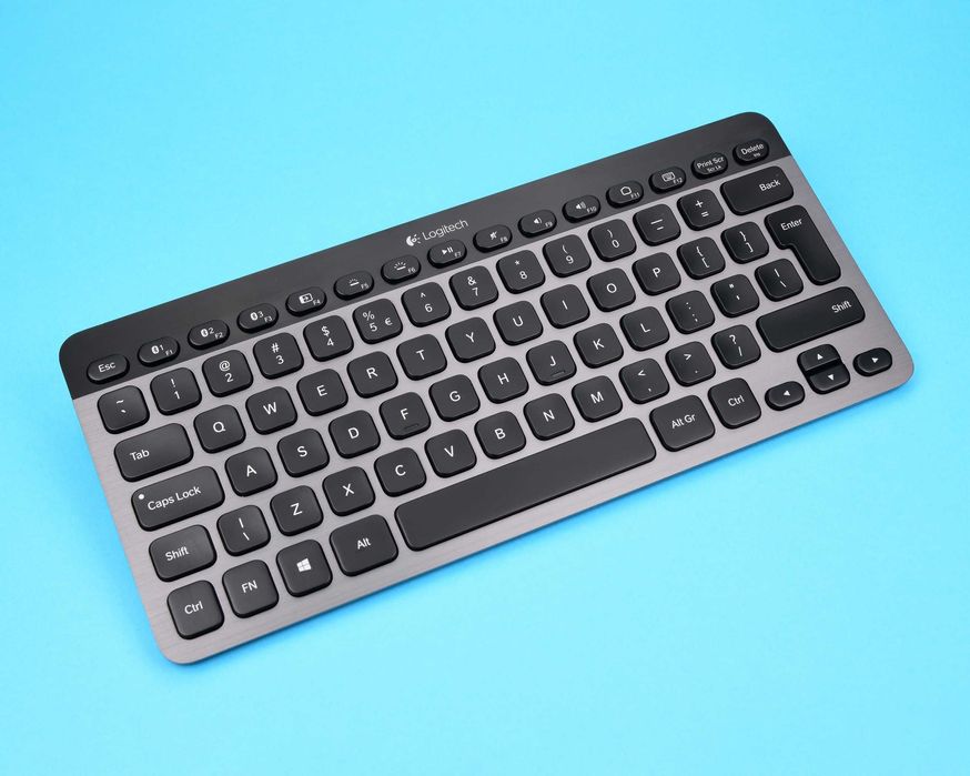 Klawiatura bezprzewodowa Logitech Bluetooth Illuminated Keyboard K810