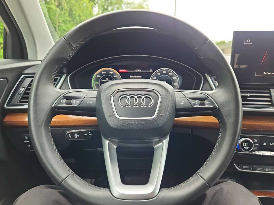 Audi Q5 e quattro S line Premium 55 TFSI      2024