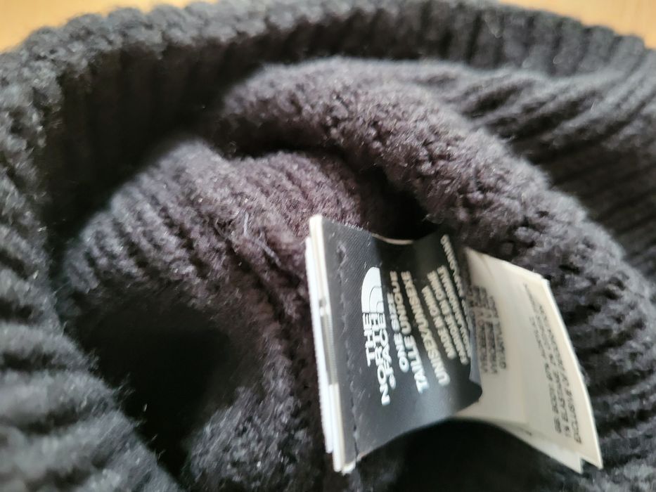 Czapki zimowe, chłopięce ,