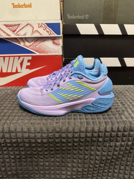 Баскетбольні кросівки 42,5(27см) New Balance Two WXY V5 оригінал