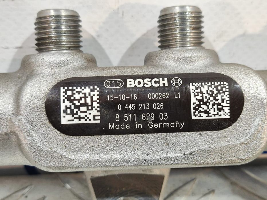 Régua de injeção Bosch BMW 1.5d B37D15A 0445213026 8511629