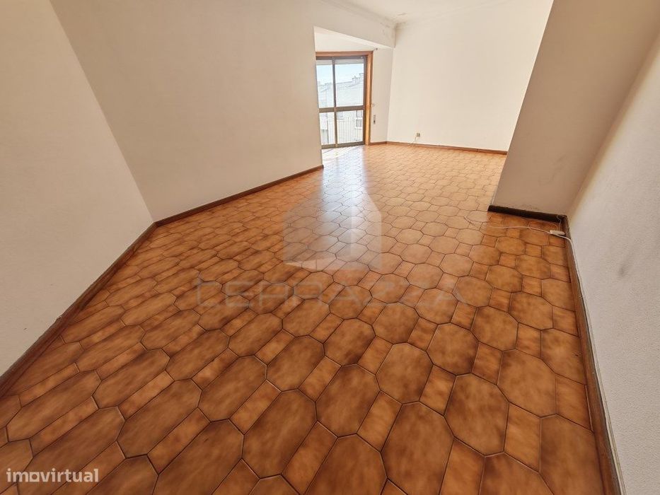 Apartamento T2 Rio Tinto - Gondomar