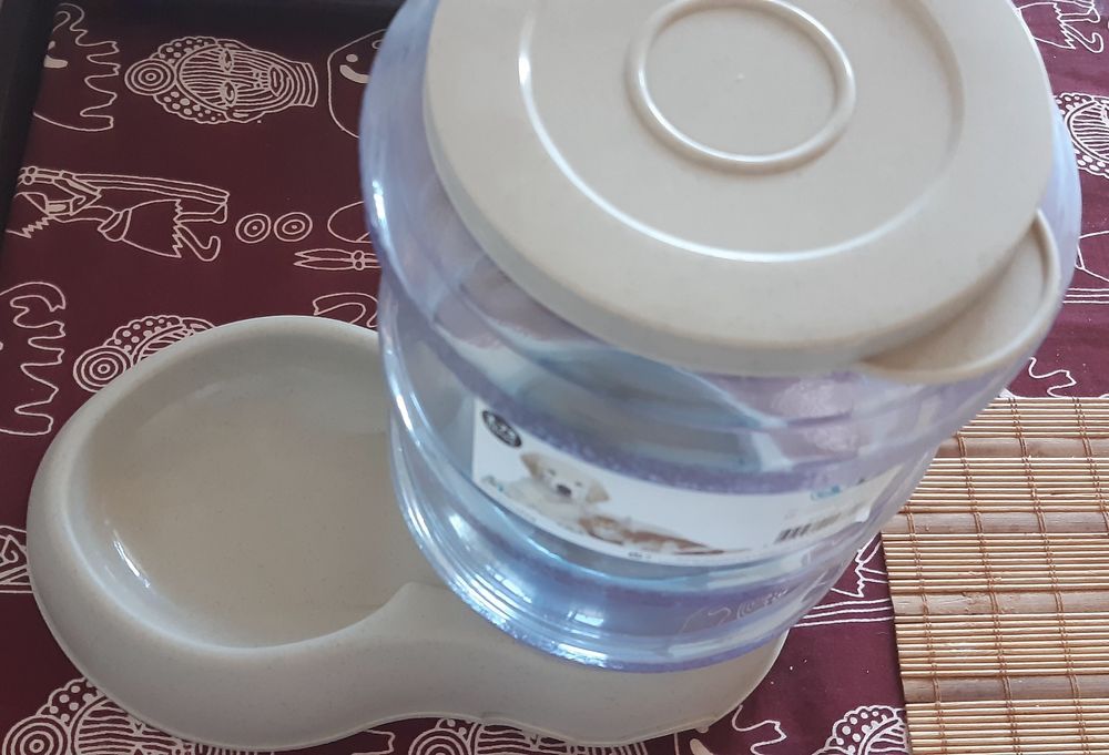 Bebedouro para cães/gatos