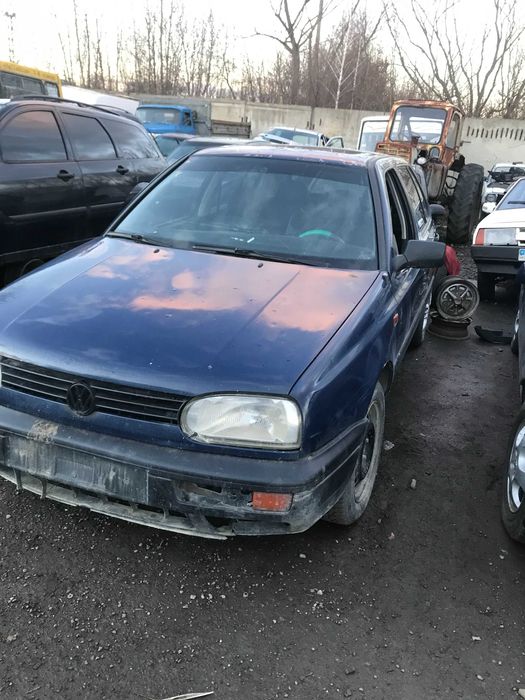 Golf 3/4 Polo2 шрот розборка запчастини стартер генератор Гур Кпп