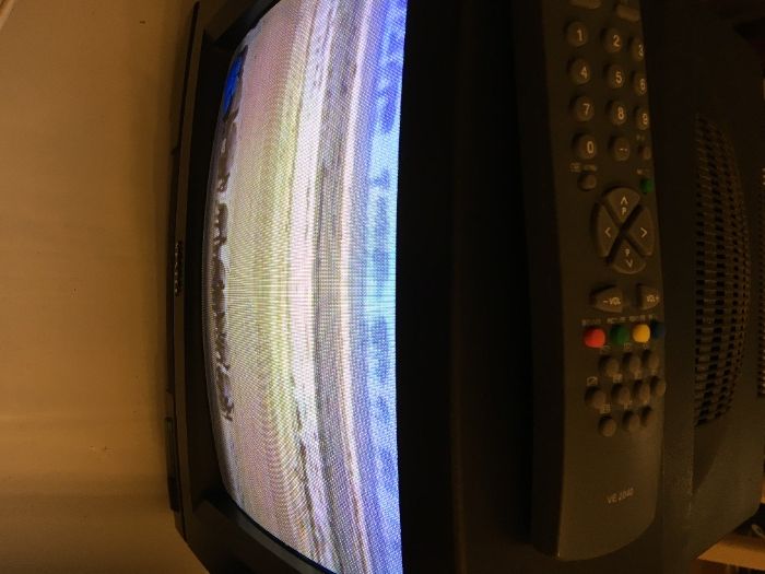 Televisão (TV) Vestel (37 cm)
