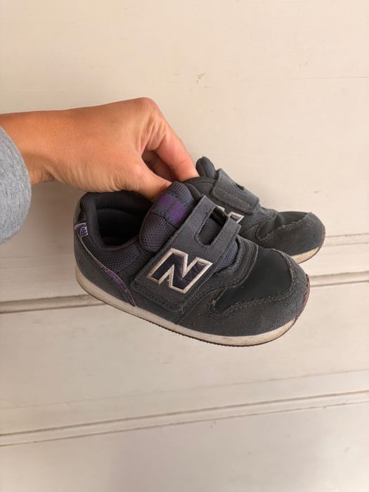 Кросівки на дівчинку new balance 17 см