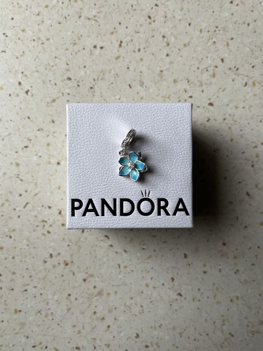 Charmsy Pandora 2szt.