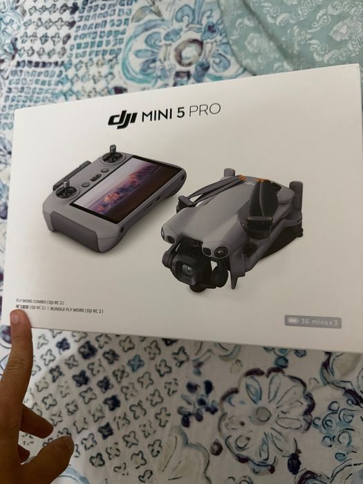 VENDO DRONE DJI MINI 5 fly more combo RC2 NOVO!
