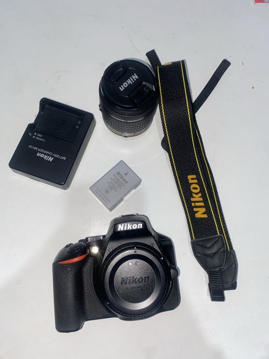 Vendo Nikon 5600 nova sem etiqueta