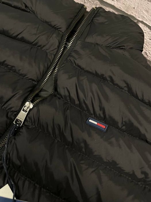 ЦІНА БУЛА 2400! Жіноча жилетка Tommy Hilfiger чорна безрукавка осіння