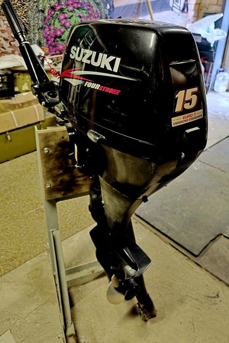 Човновий двигун Suzuki DF15 SM
