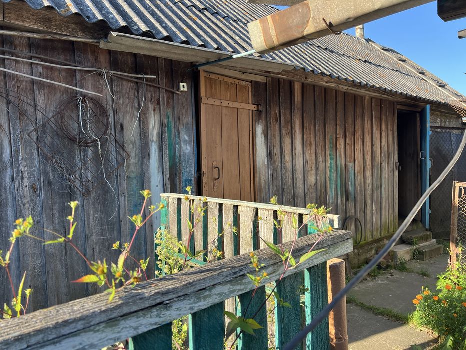 Будинок в селі Ушомир