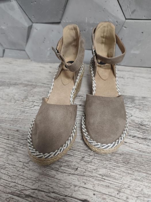 Nowe espadryle Rozm 39 nude