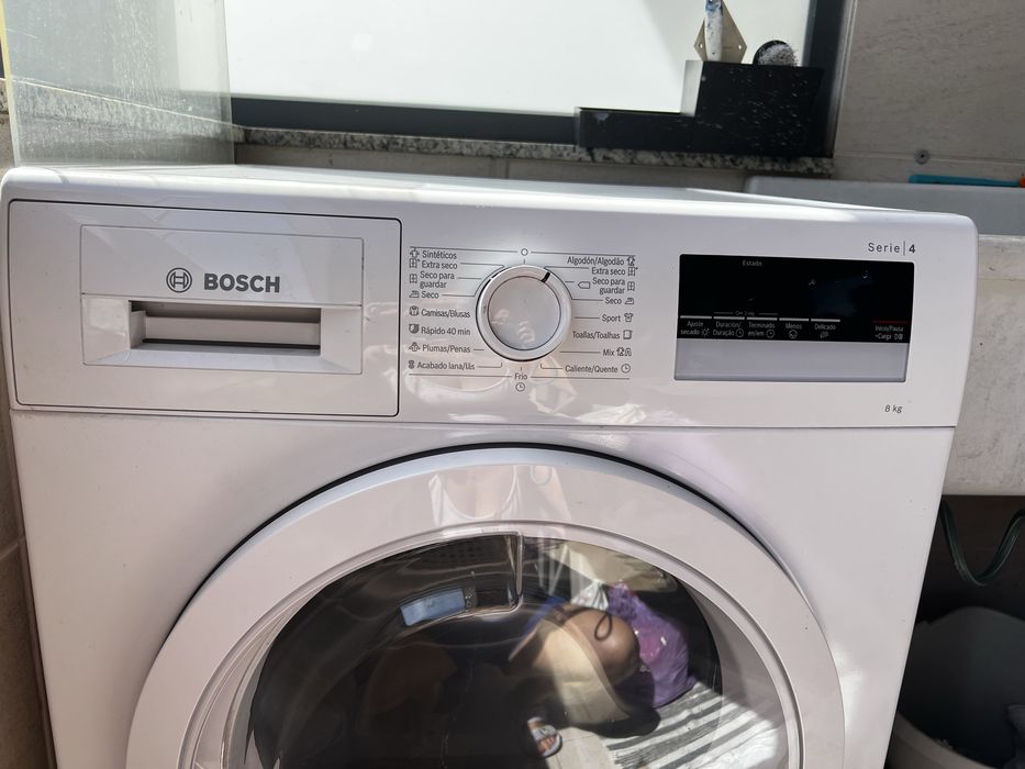 Secadora BOSCH serie 4 WTR85V00ES