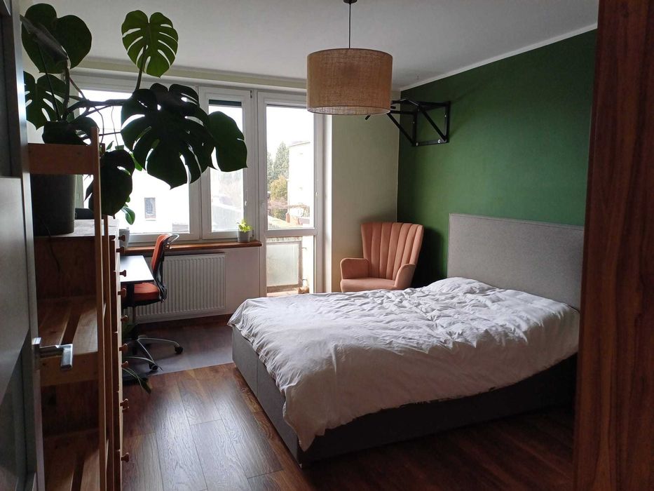 Brynów: 1. piętro, 2 balkony, po remoncie, wyposażone