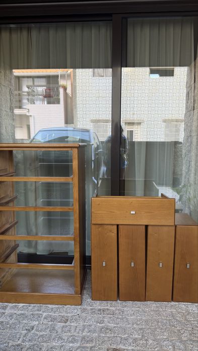 Movel madeira 5 gavetas