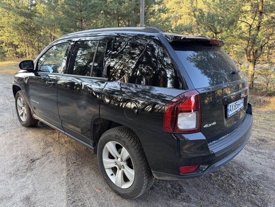 Продам Jeep Compass